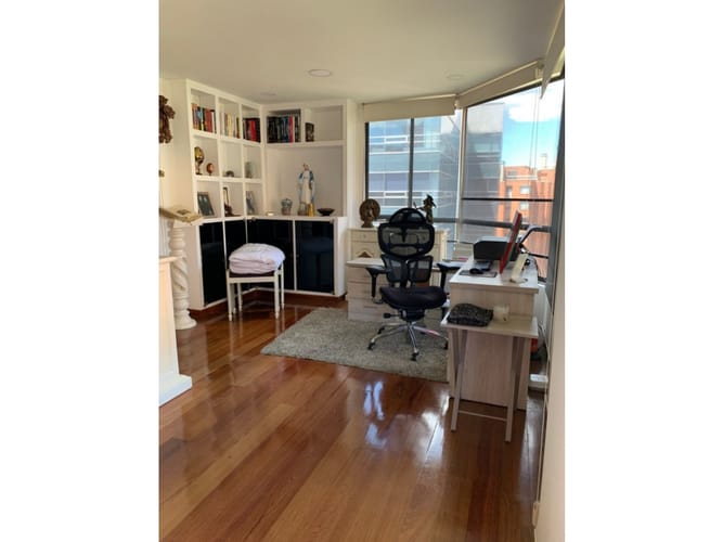 Apartamento de 3 alcobas en venta en Cerros Del Country, Bogotá, 168 m² · foto 7 de 23