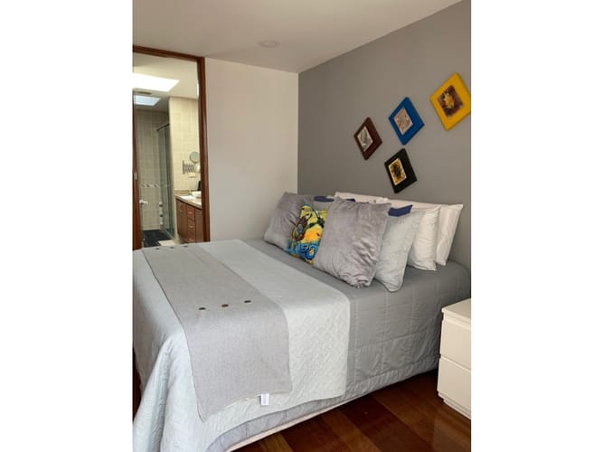 Apartamento de 3 alcobas en venta en Cerros Del Country, Bogotá, 168 m² · foto 13 de 23