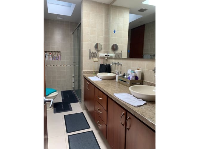 Apartamento de 3 alcobas en venta en Cerros Del Country, Bogotá, 168 m² · foto 14 de 23