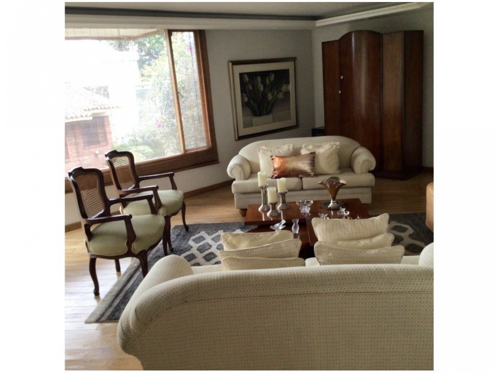 Casa en venta en Cerros De Suba, Bogotá · foto 2 de 19