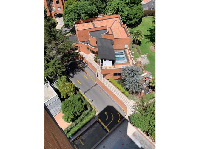 Apartamento de 3 alcobas en venta en Cerros Del Country, Bogotá, 168 m² · foto 23 de 23