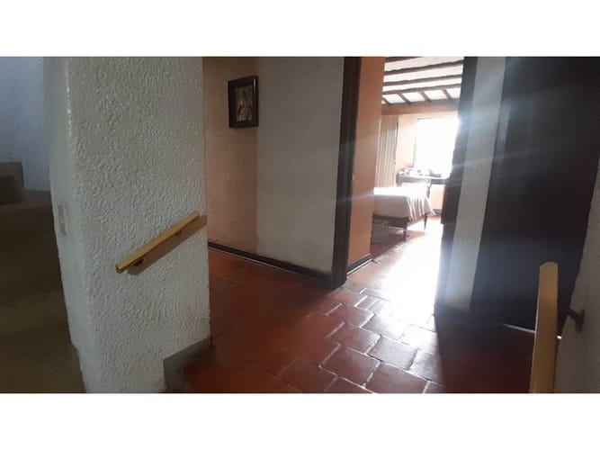 Casa de 5 alcobas en venta en Niza Norte, Bogotá, 280 m² · foto 11 de 21