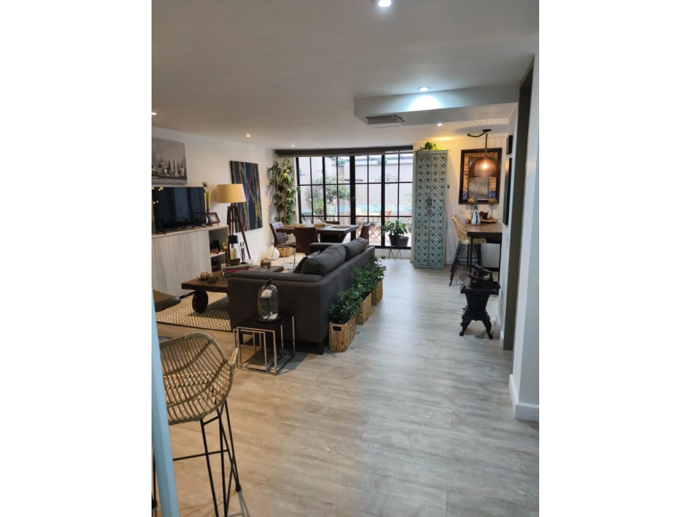 Apartamento en venta en Santa Barbara Central, Bogotá · foto 2 de 15