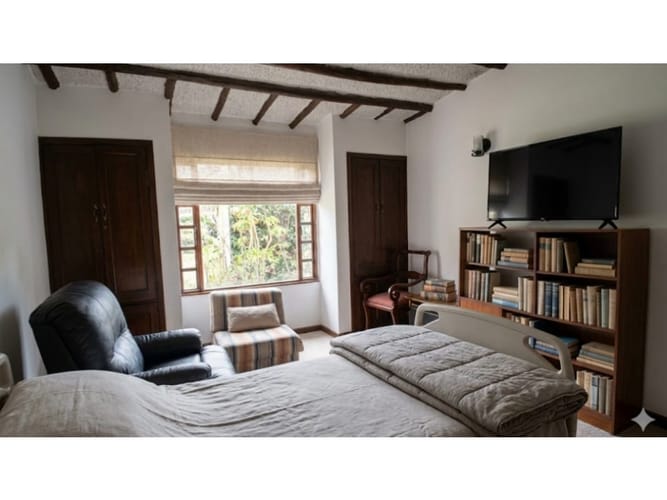 Casa de 5 alcobas en venta en Niza Norte, Bogotá, 280 m² · foto 15 de 21