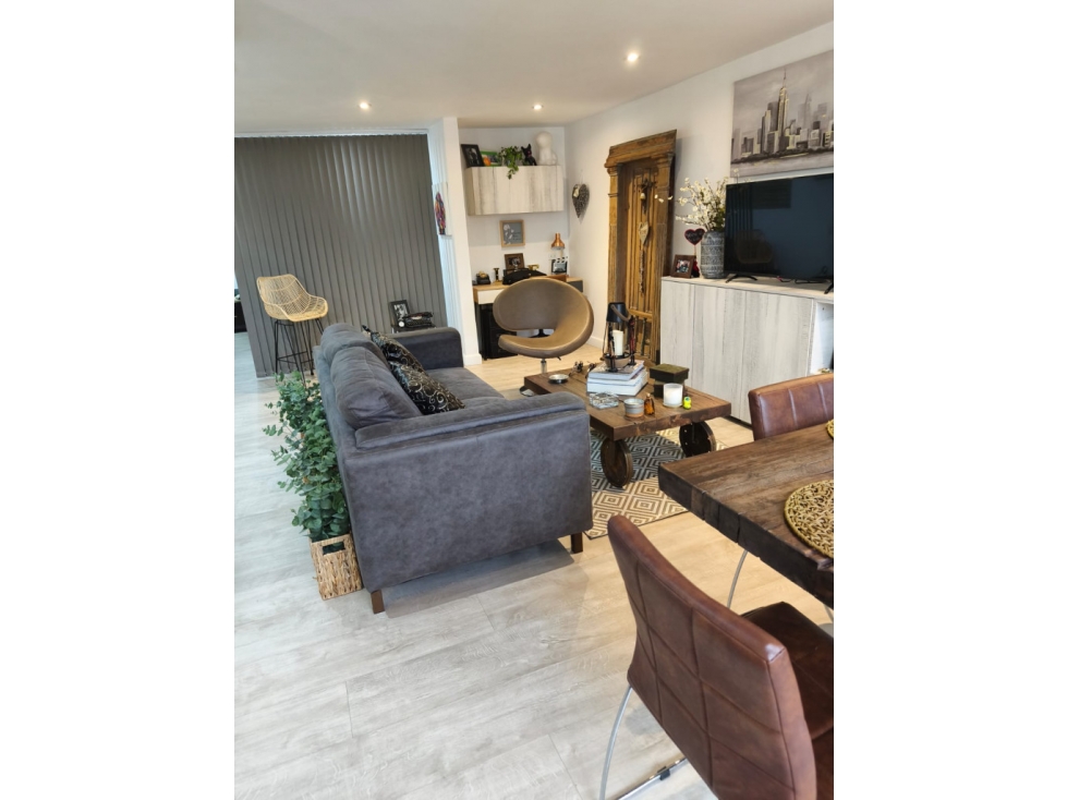 Apartamento en venta en Santa Barbara Central, Bogotá · foto 4 de 15