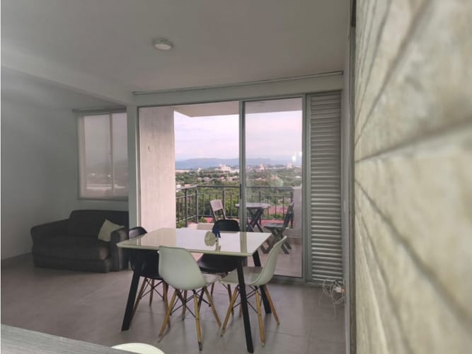 Apartamento de 2 alcobas en venta en Co. Bello Horizonte Norte, Girardot, 59 m² · foto 2 de 16