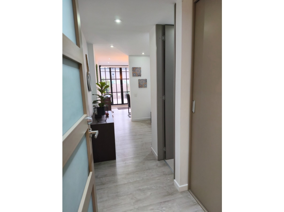 Apartamento en venta en Santa Barbara Central, Bogotá · foto 6 de 15