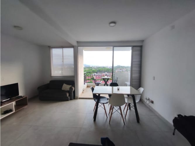 Apartamento de 2 alcobas en venta en Co. Bello Horizonte Norte, Girardot, 59 m² · foto 9 de 16