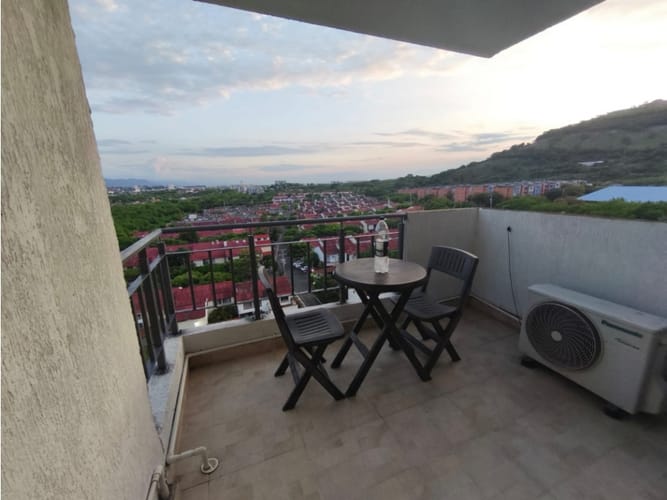 Apartamento de 2 alcobas en venta en Co. Bello Horizonte Norte, Girardot, 59 m² · foto 10 de 16