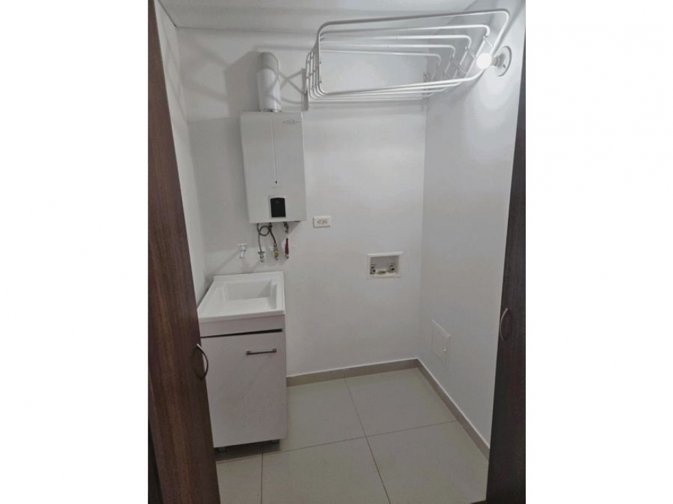 Apartamento en venta en La Castellana, Bogotá · foto 7 de 12