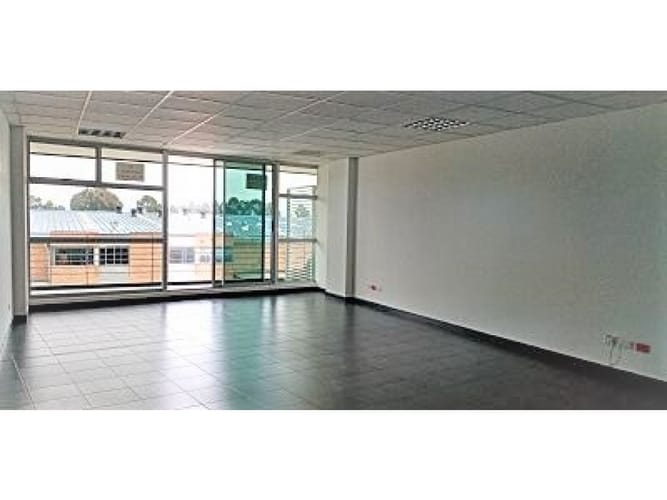 Oficina en venta en Siberia, Cota, 57 m² · foto 3 de 20