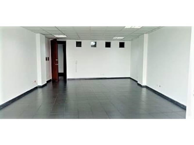 Oficina en venta en Siberia, Cota, 57 m² · foto 4 de 20