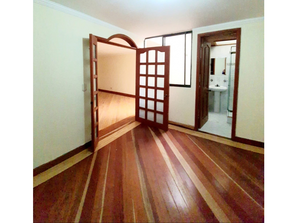 Apartamento en venta en Las Villas, Bogotá · foto 5 de 21