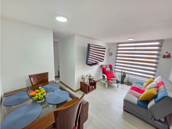 Apartamento de 3 alcobas en venta en Fontibon, Bogotá, 47 m² · foto 3 de 12