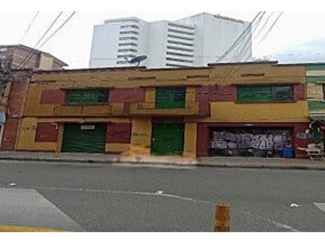 Casa de 6 alcobas en venta en Engativá, Bogotá, 318 m² · foto 16 de 20