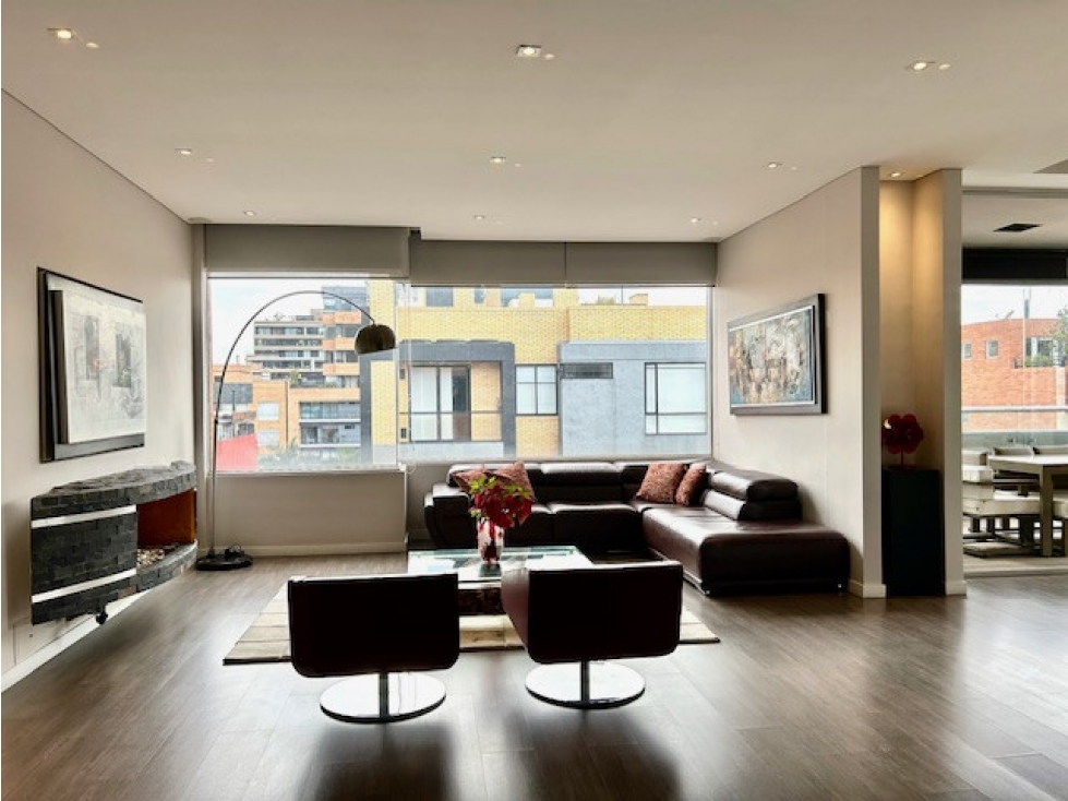 Apartamento en venta en Santa Paula, Bogotá · foto 2 de 24