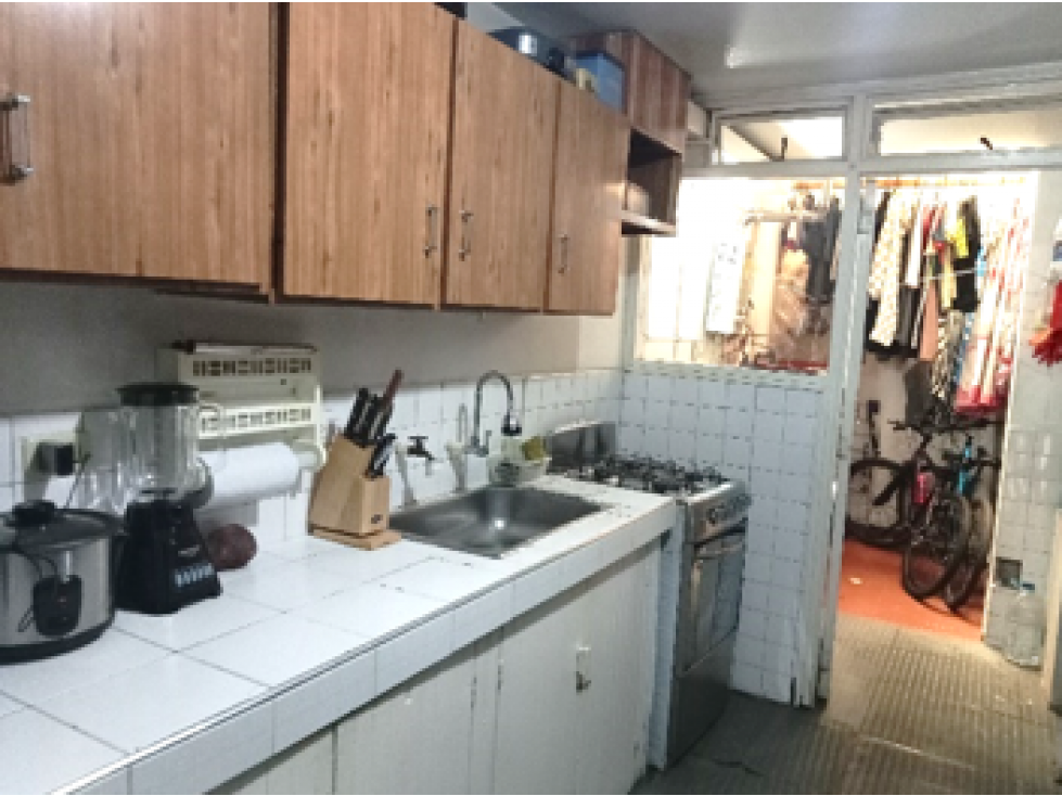 Casa en venta en Barrios Unidos, Bogotá · foto 3 de 23