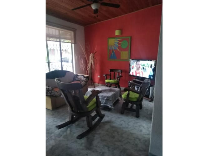Casa de 2 alcobas en venta en Girardot, 98 m² · foto 4 de 10