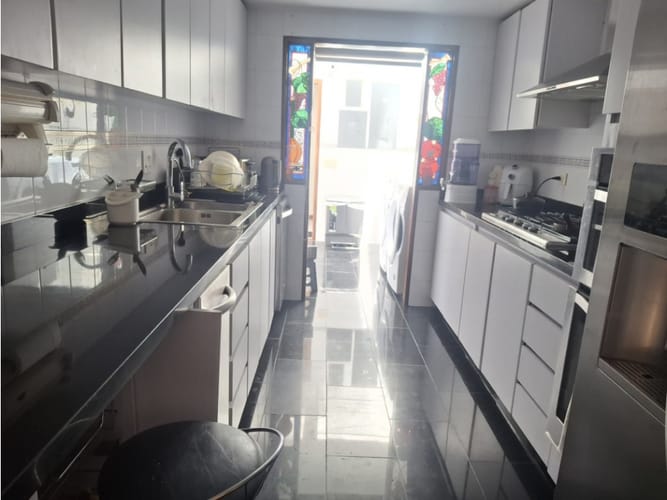 Casa en venta en Santa Barbara Central, Bogotá · foto 7 de 18