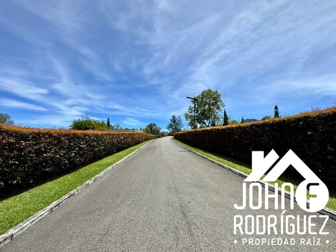 Lote en venta en So�Adora, El Carmen de Viboral, 2958 m² · foto 11 de 11