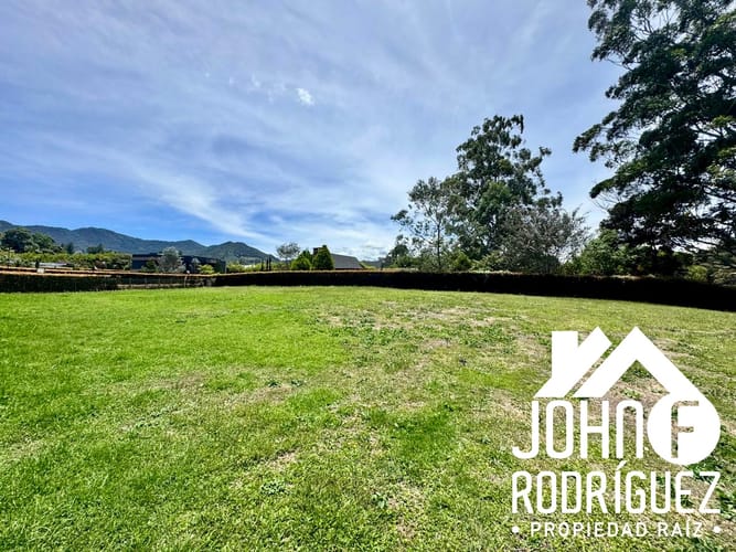 Lote en venta en So�Adora, El Carmen de Viboral, 2958 m² · foto 4 de 11