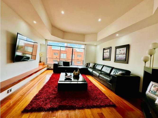 Apartamento de 6 alcobas en venta en Santa Paula, Bogotá, 378 m² · foto 8 de 24