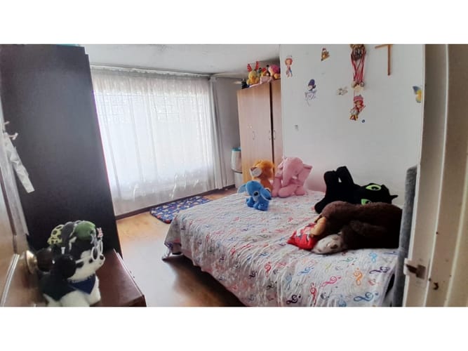 Casa de 6 alcobas en venta en Las Flores, Bogotá, 220 m² · foto 20 de 23