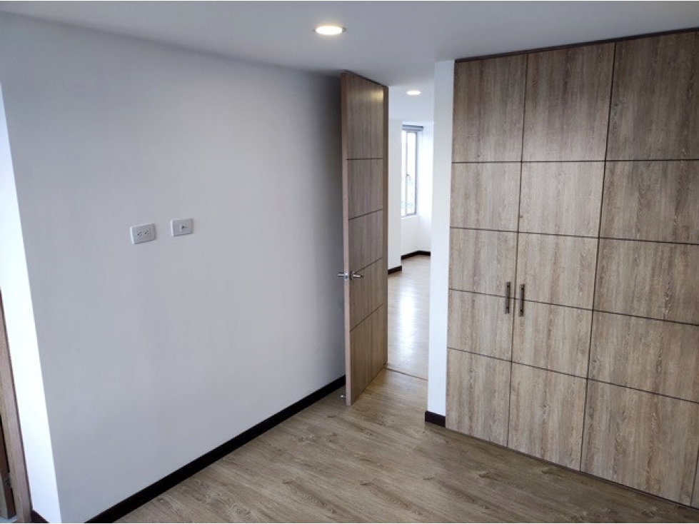 Apartamento en venta en Santa Rosa Del Carvajal, Bogotá · foto 10 de 24