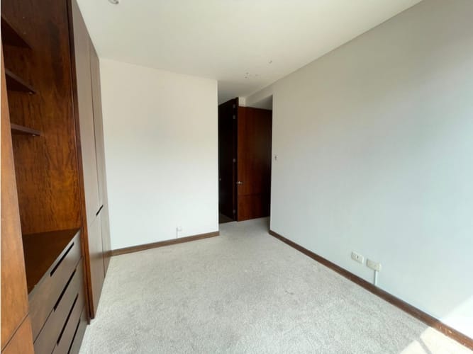 Apartamento de 3 alcobas en venta en Bellavista, Bogotá, 178 m² · foto 6 de 18