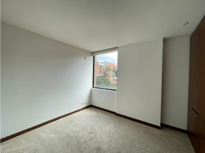 Apartamento de 3 alcobas en venta en Bellavista, Bogotá, 178 m² · foto 7 de 18