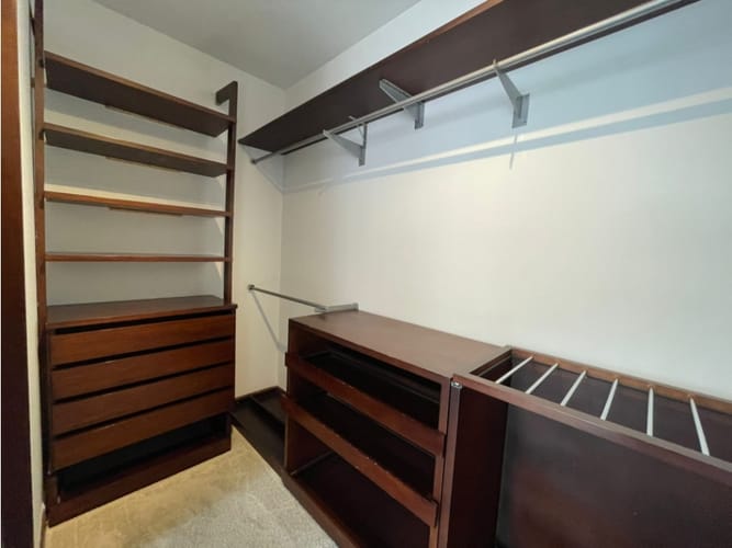 Apartamento de 3 alcobas en venta en Bellavista, Bogotá, 178 m² · foto 13 de 18