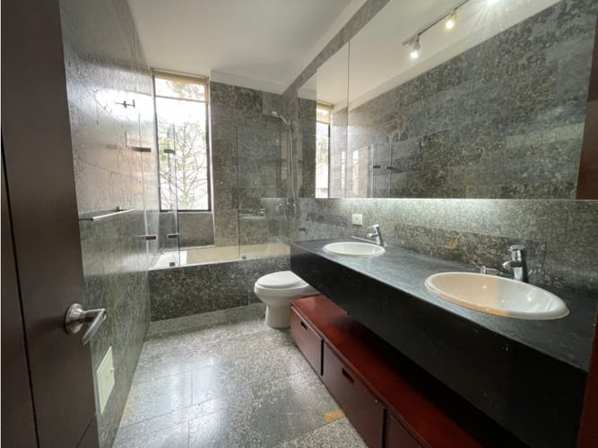 Apartamento de 3 alcobas en venta en Bellavista, Bogotá, 178 m² · foto 17 de 18