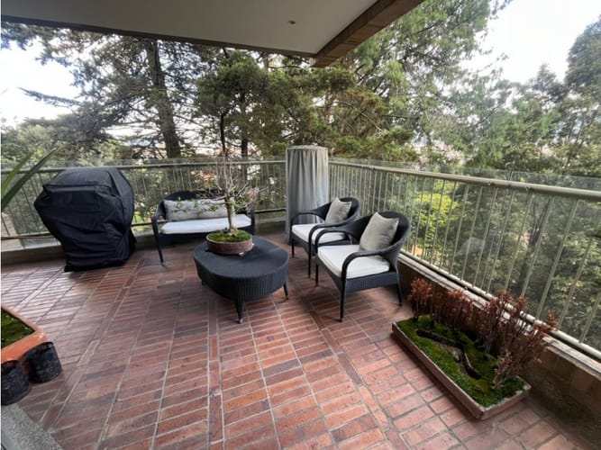 Apartamento de 3 alcobas en venta en Cerros De Suba, Bogotá, 275 m² · foto 4 de 22