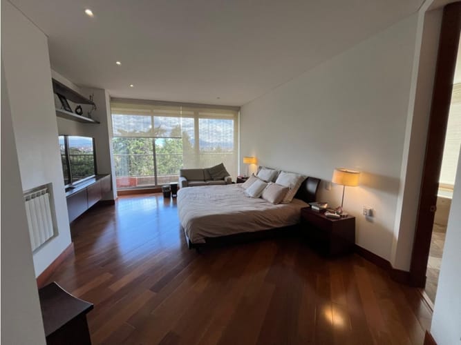 Apartamento de 3 alcobas en venta en Cerros De Suba, Bogotá, 275 m² · foto 7 de 22