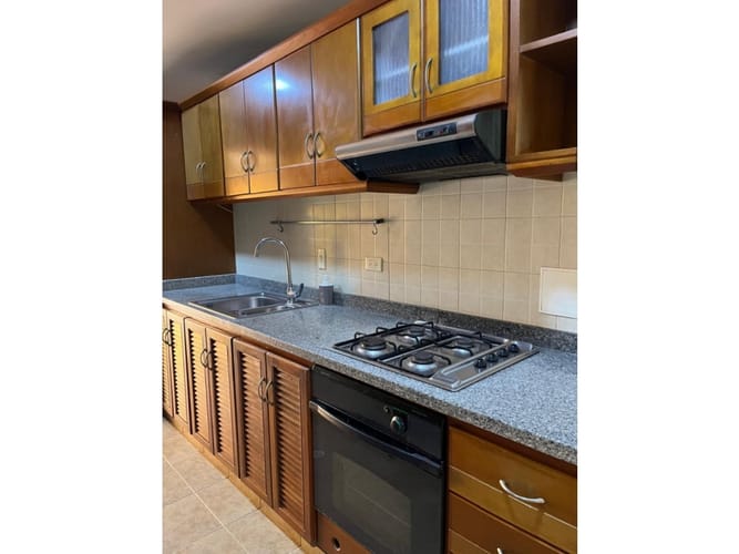 Casa de 3 alcobas en venta en Floridablanca, Floridablanca, 213 m² · foto 6 de 24