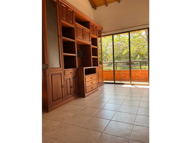 Casa de 3 alcobas en venta en Floridablanca, Floridablanca, 213 m² · foto 8 de 24