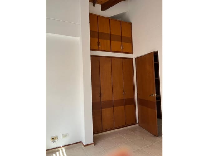 Casa de 3 alcobas en venta en Floridablanca, Floridablanca, 213 m² · foto 11 de 24