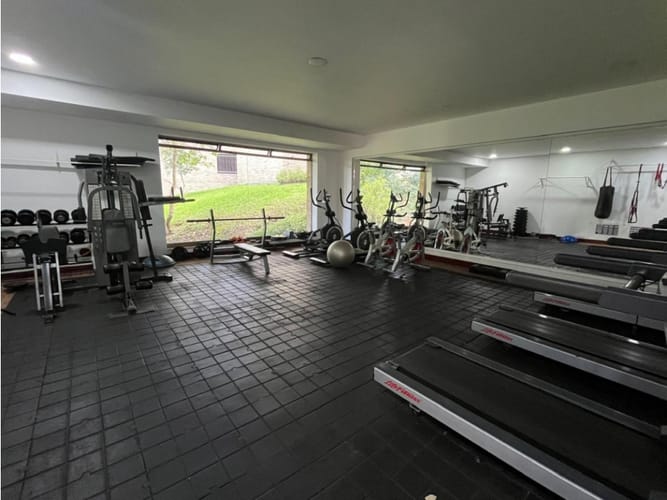 Apartamento de 3 alcobas en venta en Cerros De Suba, Bogotá, 275 m² · foto 19 de 22