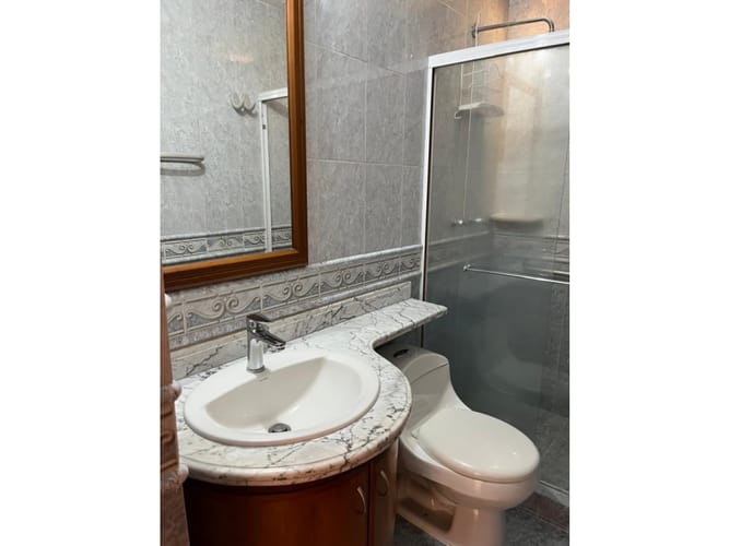 Casa de 3 alcobas en venta en Floridablanca, Floridablanca, 213 m² · foto 15 de 24