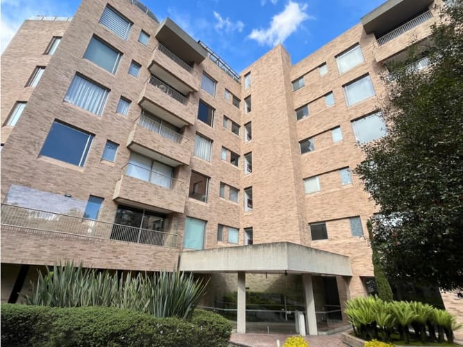 Apartamento de 3 alcobas en venta en Cerros De Suba, Bogotá, 275 m² · foto 21 de 22