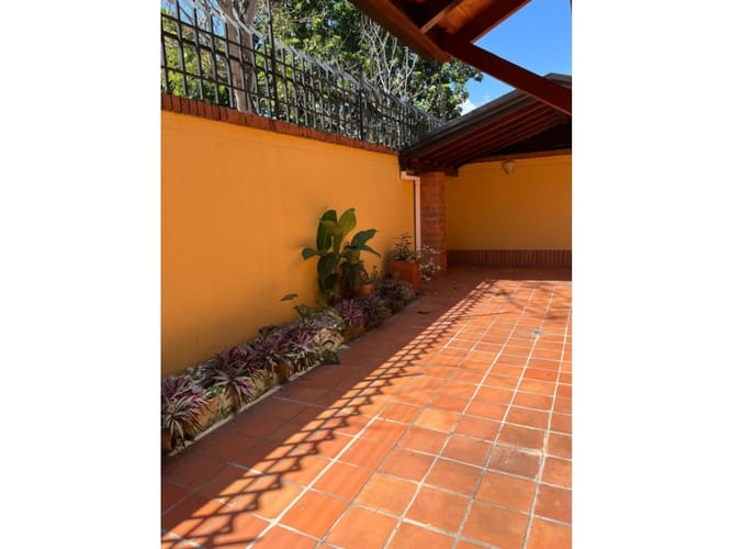 Casa de 3 alcobas en venta en Floridablanca, Floridablanca, 213 m² · foto 17 de 24