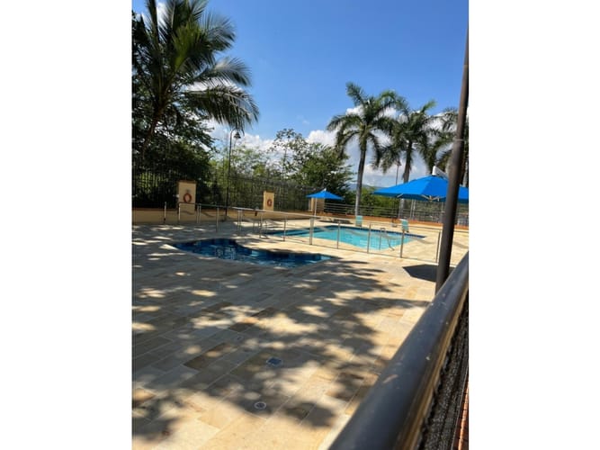 Casa de 3 alcobas en venta en Floridablanca, Floridablanca, 213 m² · foto 20 de 24