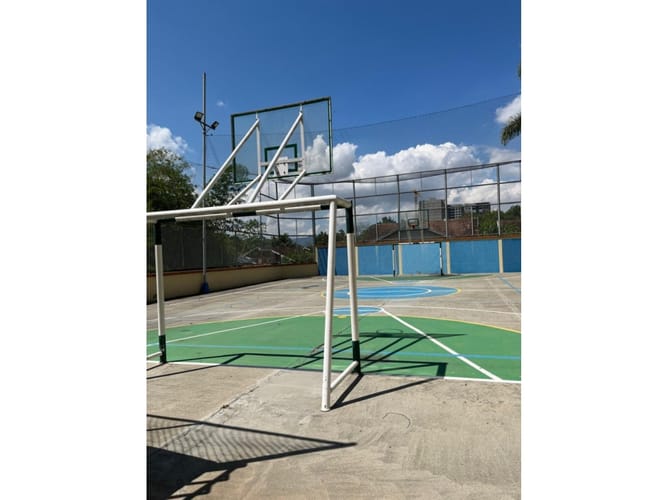 Casa de 3 alcobas en venta en Floridablanca, Floridablanca, 213 m² · foto 23 de 24