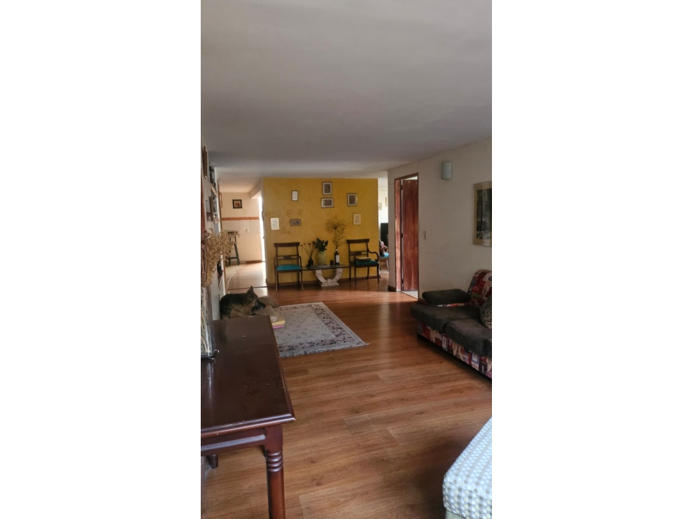 Casa en venta en Niza, Bogotá · foto 2 de 17