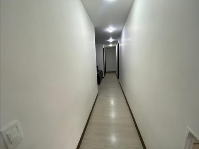 Apartamento de 3 alcobas en venta en Colina Campestre, Bogotá, 148 m² · foto 12 de 23