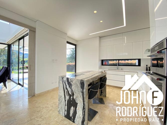 Casa de 5 alcobas en venta en So�Adora, El Carmen de Viboral · foto 16 de 24