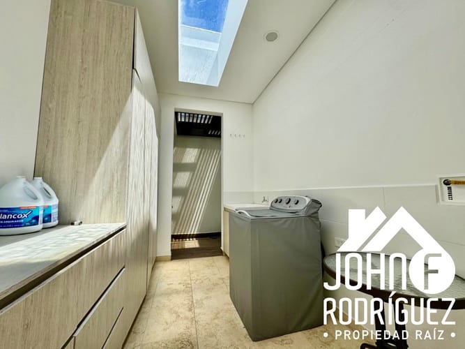 Casa de 5 alcobas en venta en So�Adora, El Carmen de Viboral · foto 17 de 24