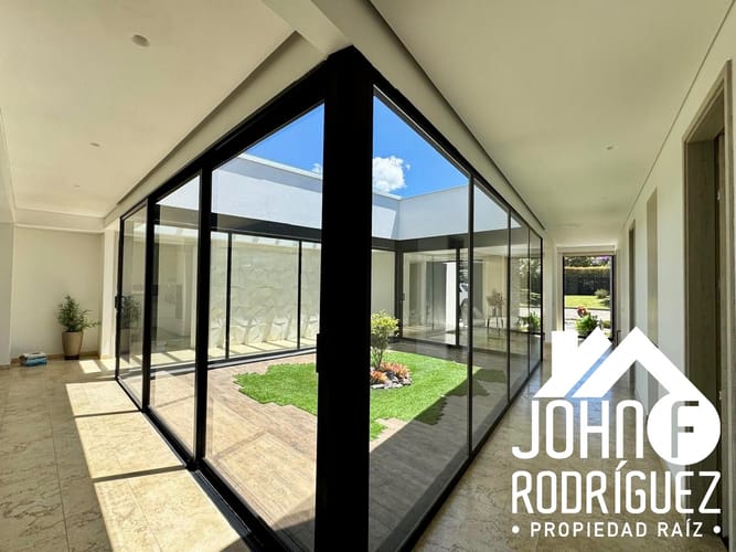 Casa de 5 alcobas en venta en So�Adora, El Carmen de Viboral · foto 19 de 24