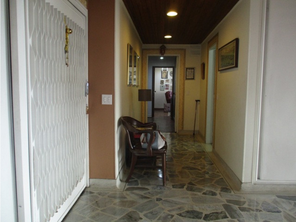 Apartamento en venta en Chico, Bogotá · foto 14 de 19
