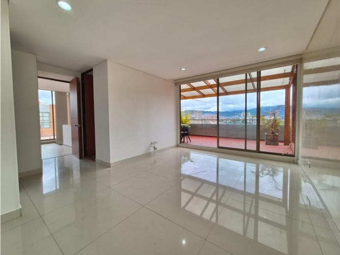 Apartamento de 3 alcobas en venta en Nueva Colina, Bogotá, 190 m² · foto 6 de 23